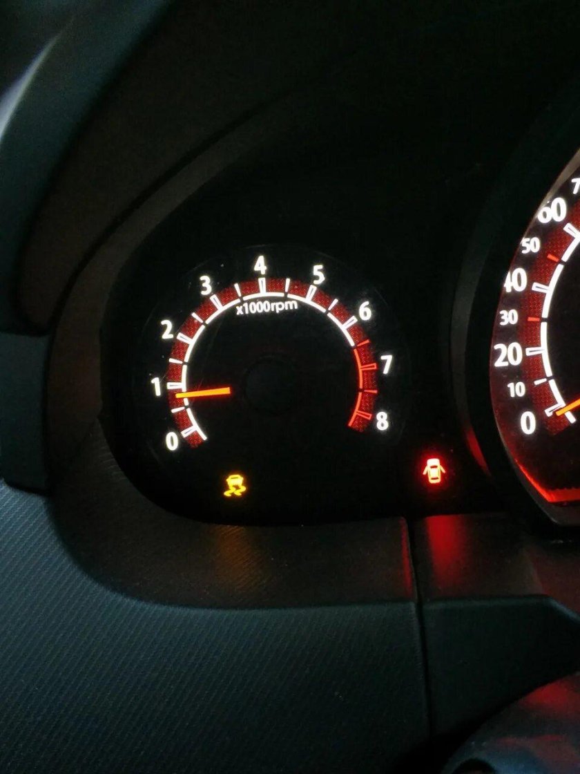 Лампочка ESP Kia Ceed 2010