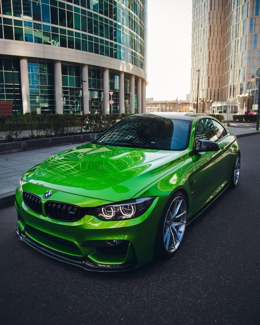 Bmw m 4 green
