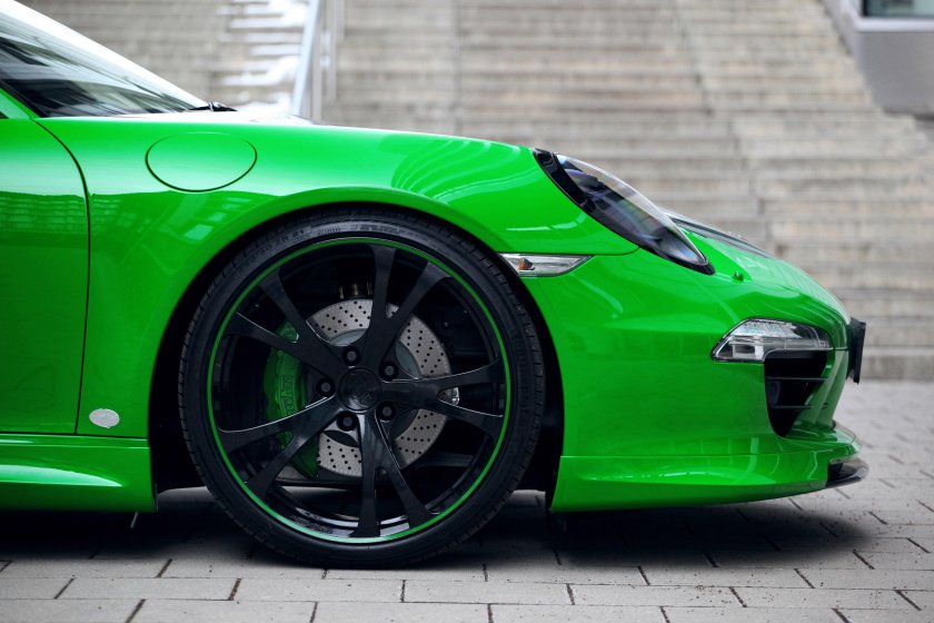 Порше 911 салатовый