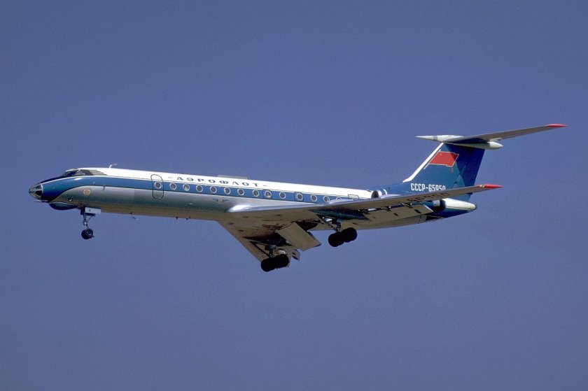 Самолет ту 134