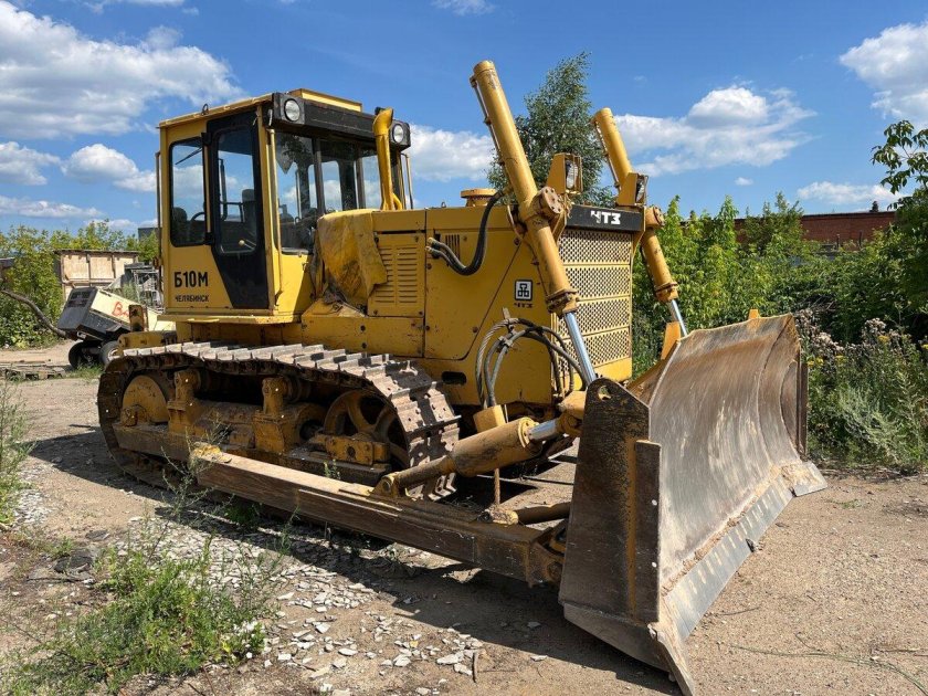 Бульдозер чтз б10м
