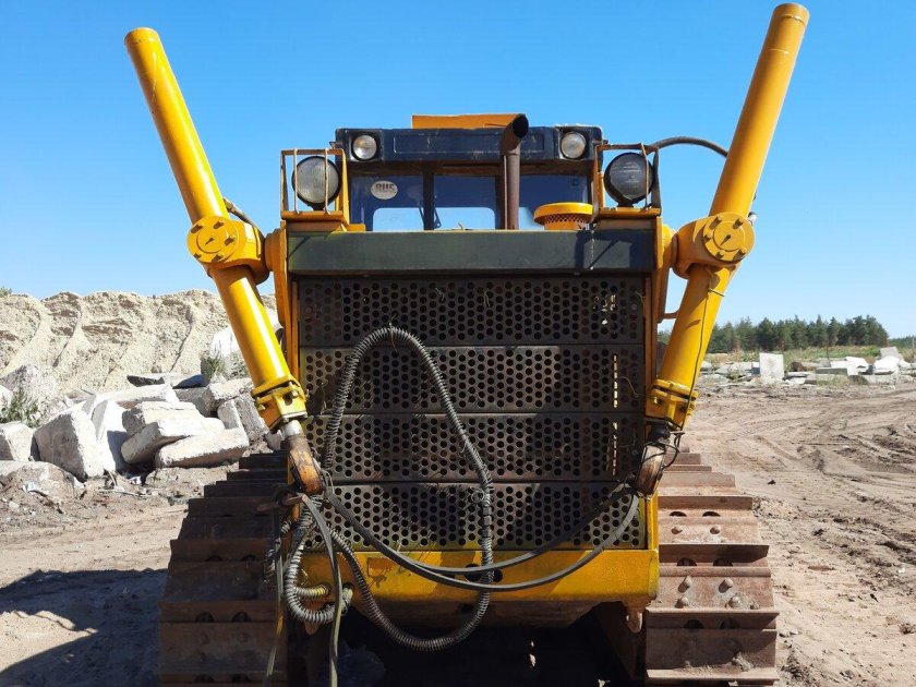 Бульдозер болотоход б10мб