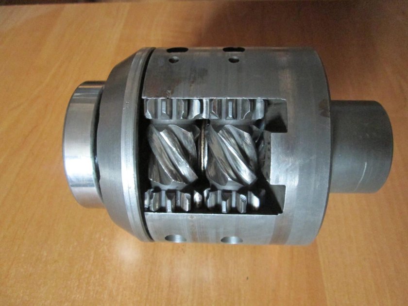 Ауди 100 дифференциал