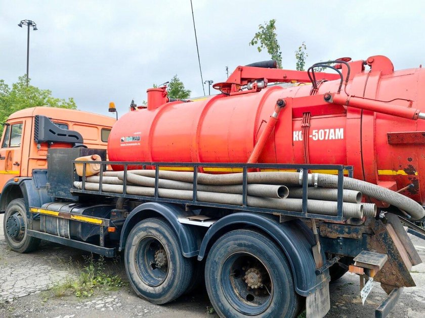 Вакуумная машина