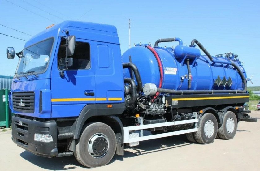Каналопромывочная машина МАЗ