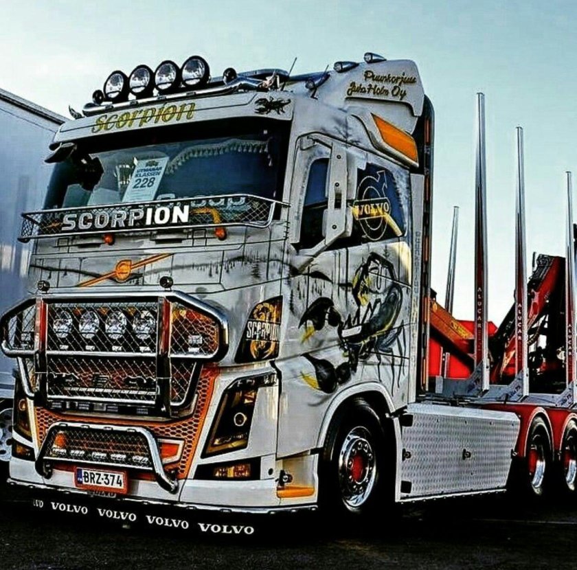 Тюнингованные фуры Скания