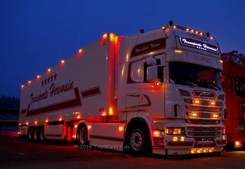 Scania r560