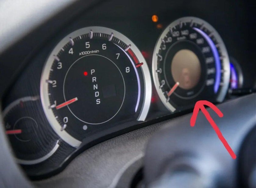 Приборная панель Honda Accord 8