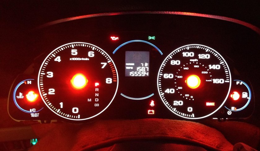 Приборная панель на зонда Аккорд 7