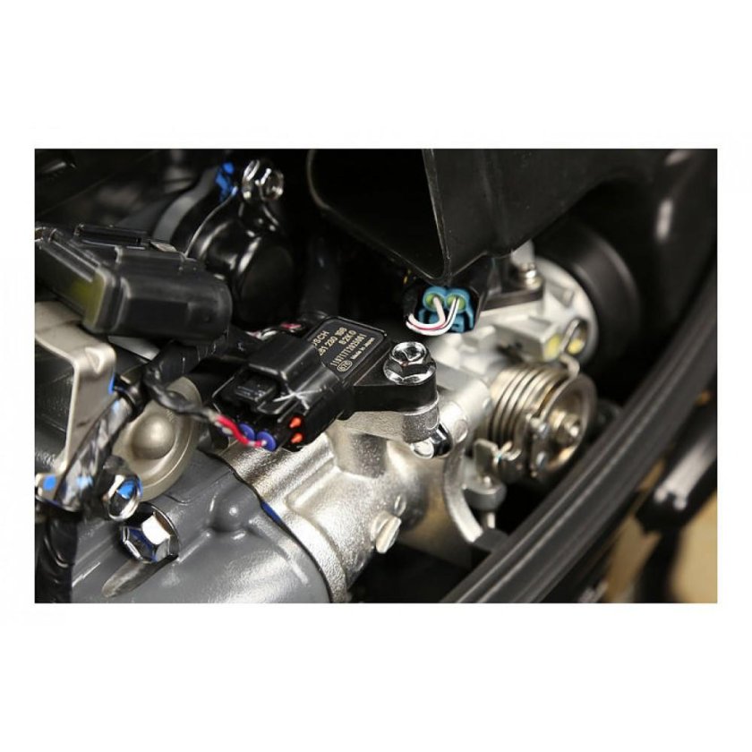 Где находиться термостат на Сузуки ДФ 30