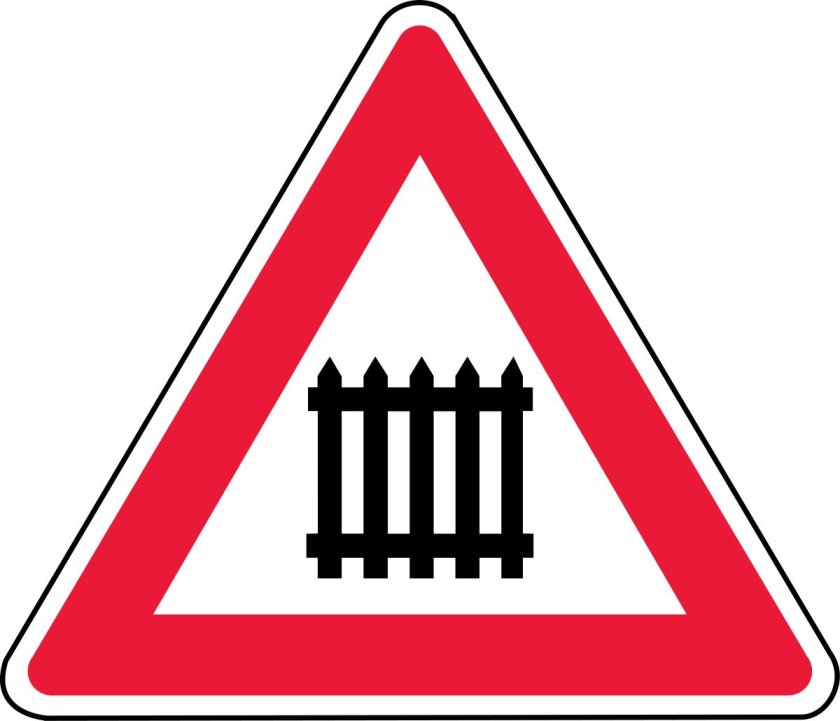 Знак шлагбаум