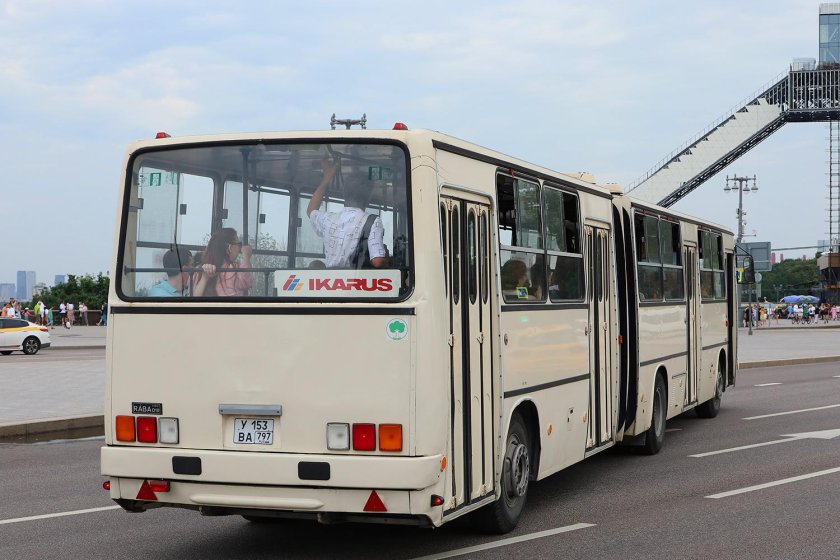 Ikarus 280