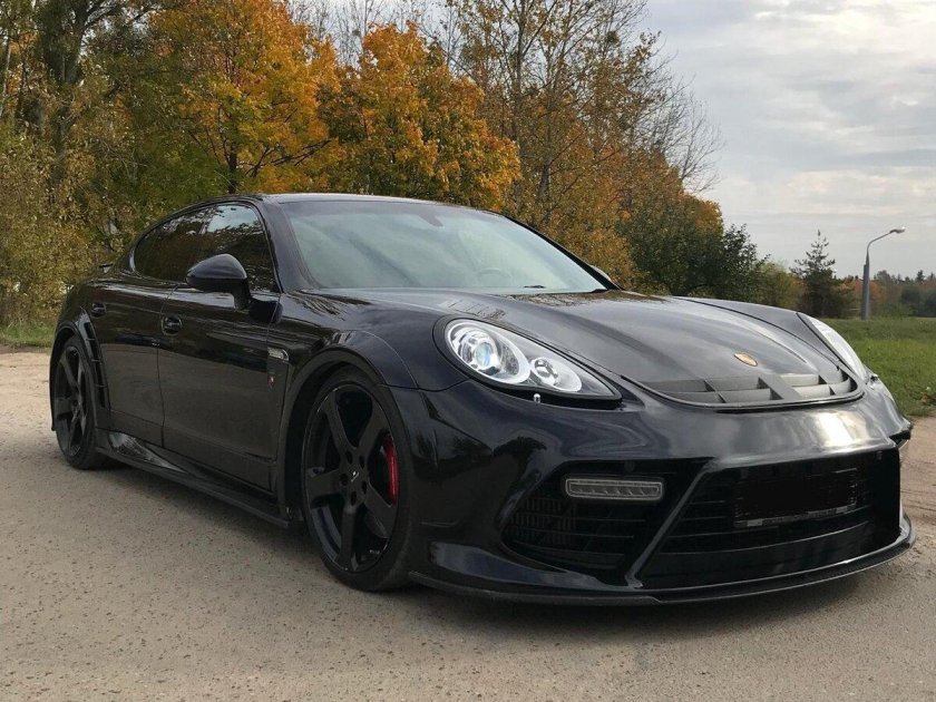 Порше Панамера 2010 черный