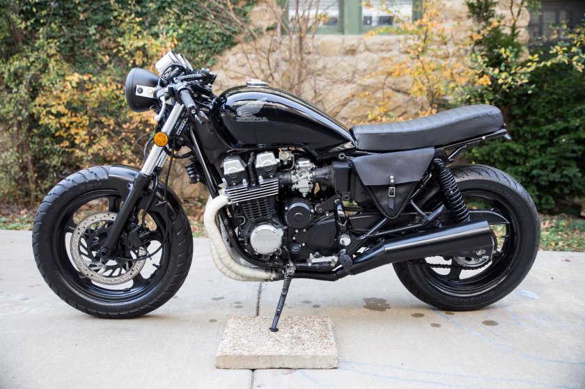 Honda cb 750 cafe racer