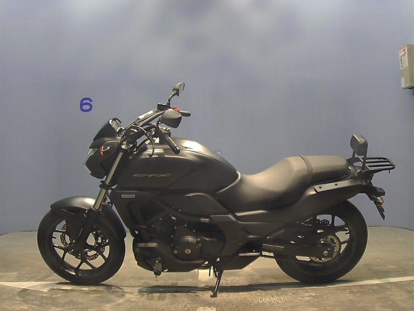 Honda ctx700n