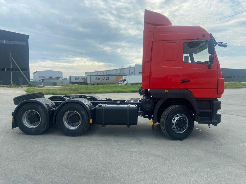 Седельный тягач маз