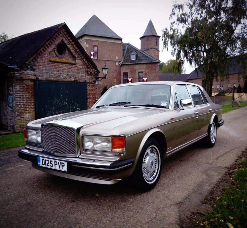 Bentley eight 1987