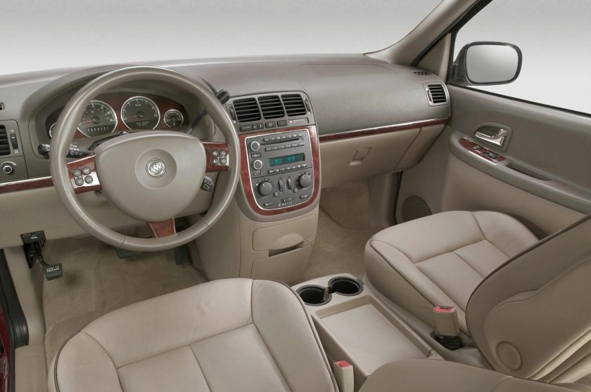 Buick Excelle 2004 салон