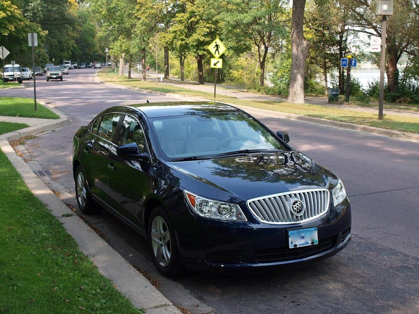 Buick lacrosse 2012