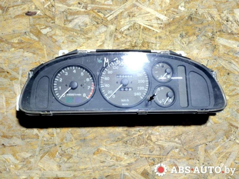 Приборная панель мазда