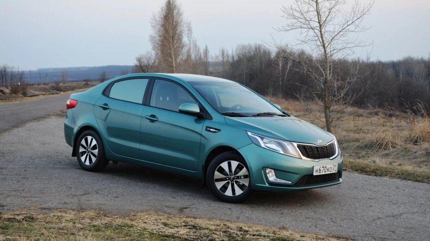 Киа Рио 2013 зеленая