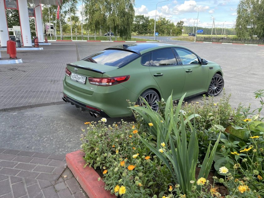 Киа Оптима матовая зелёная