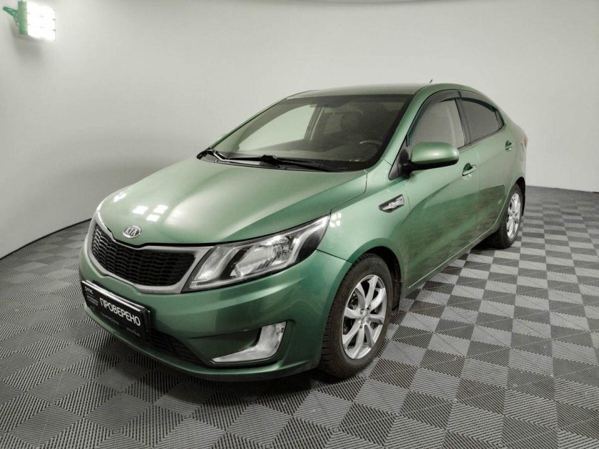 Киа Рио 2012 зеленая