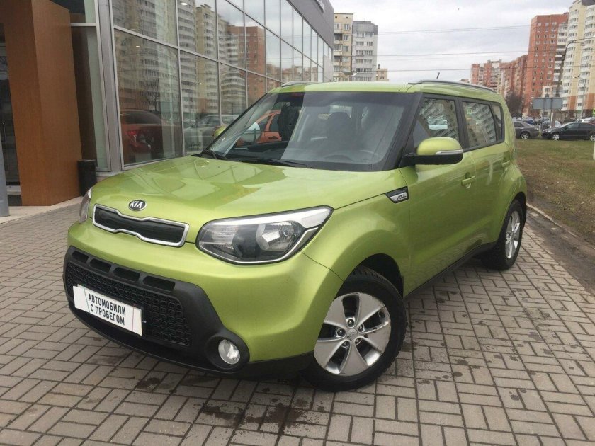 Kia Soul зеленый