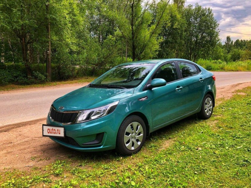 Киа Рио 3 зеленая