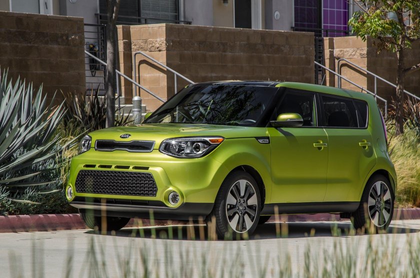 Киа соул зеленая 2020