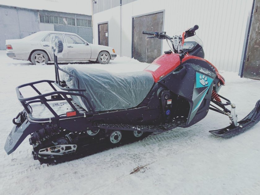 Снегоход 200 кубов