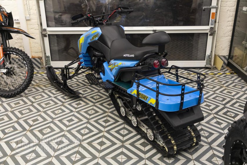 Снегоход motoland