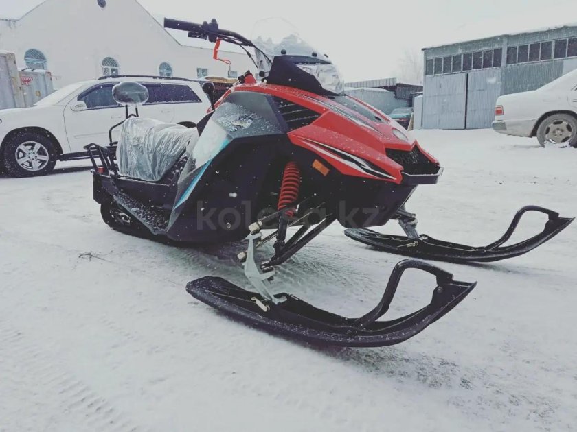 Снегоход Барс 200