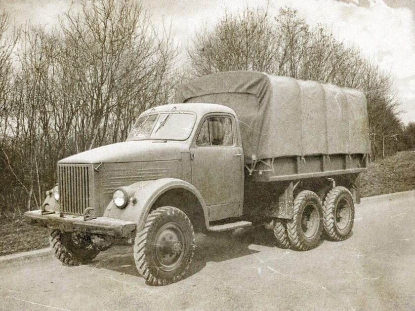 ГАЗ 51 трехосный