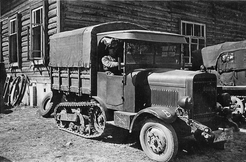 Французский тягач p107