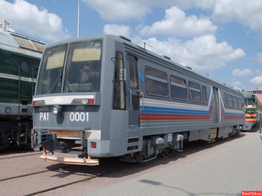 Рельсовый автобус ра-1 0001