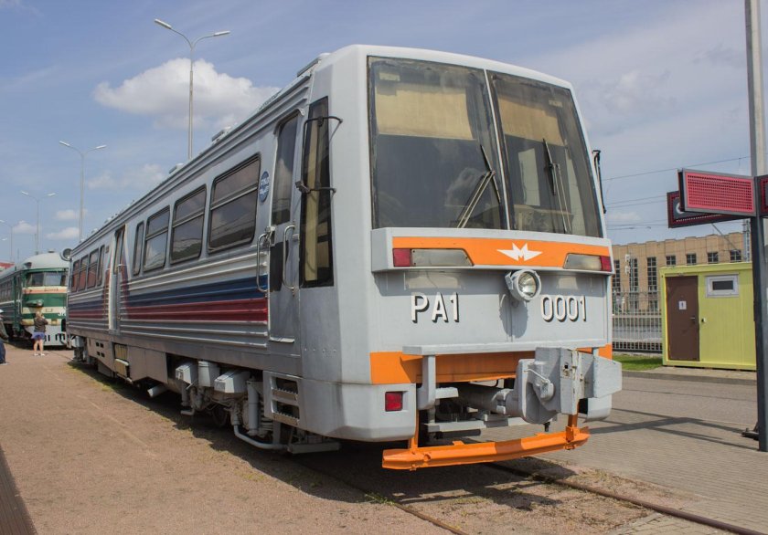 Рельсовый автобус ра-1 0001