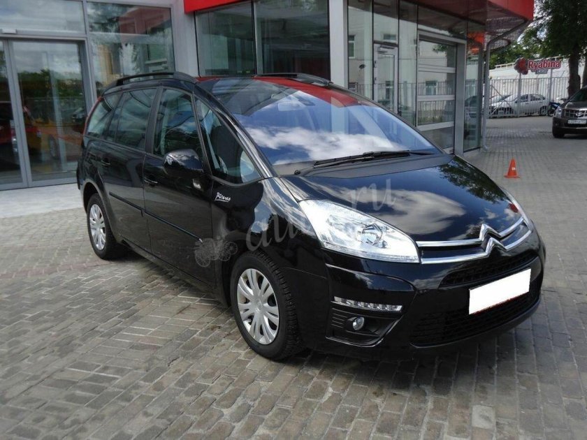 Ситроен с4 Пикассо чёрный