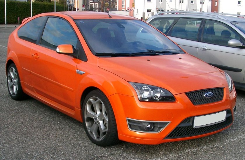 Ford Focus St 2008 оранжевый