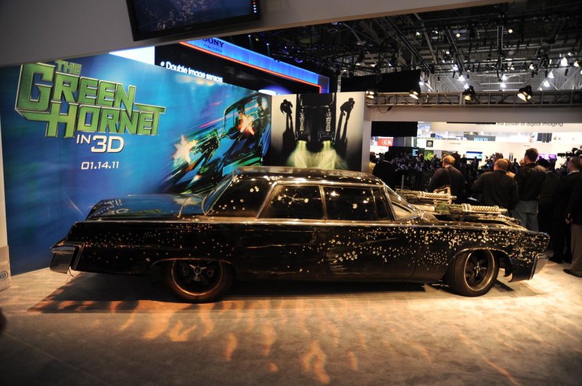 Зелёный Шершень машина