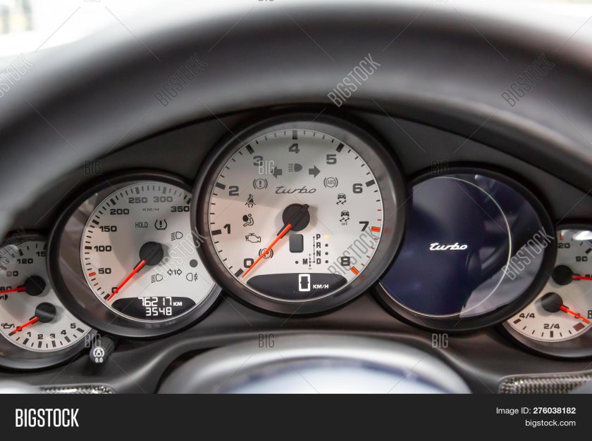 Пооше панель приборов 2000г.в.