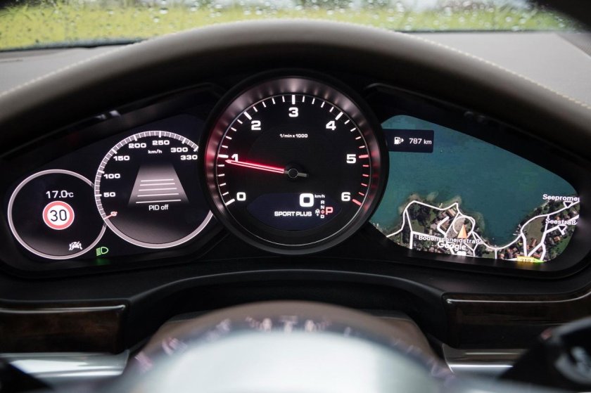 Porsche Cayenne приборка панель