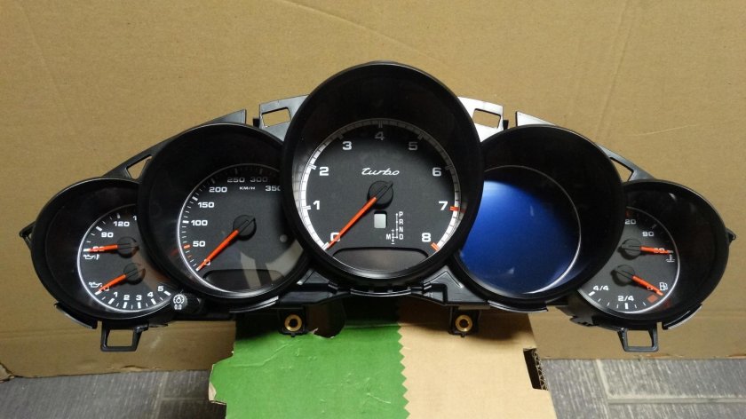 Спидометр Порше