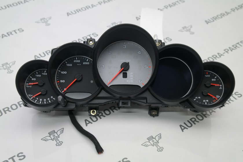 Приборная панель Porsche