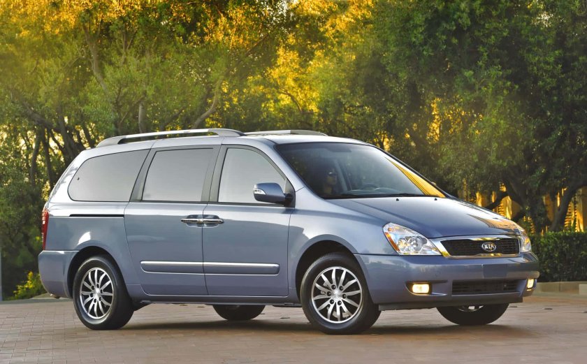 Kia Sedona 2011