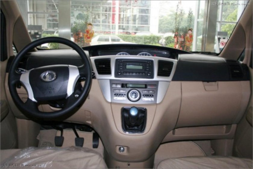 Great Wall Cowry (v80) интерьер