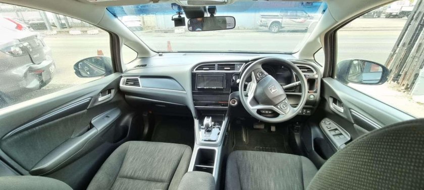 Honda shuttle hybrid 2017