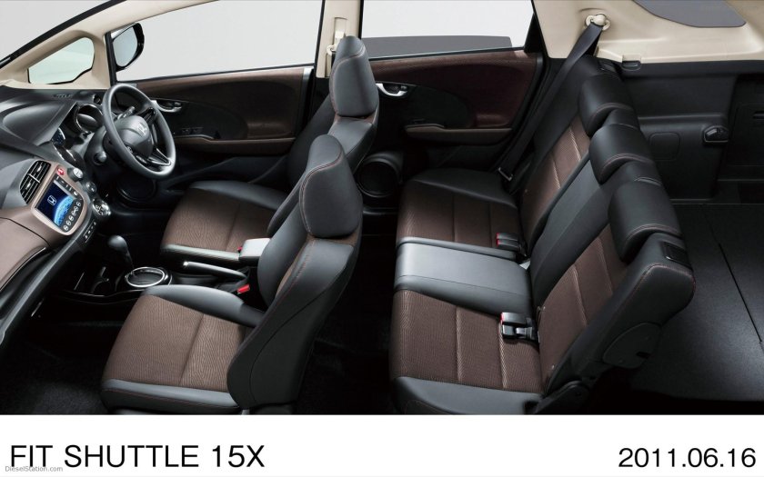 Хонда фит шаттл 2011 салон