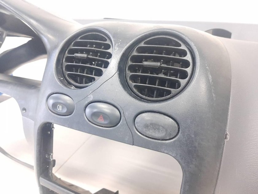 Коврик на торпеду Дэу Матиз