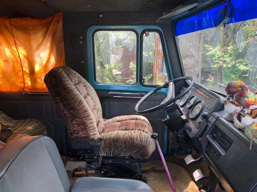 ЗИЛ бычок салон